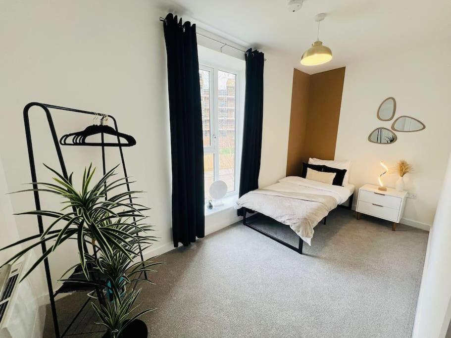 Hessian Lounge -Wyndale- Central 2Br W/Parking Birmingham Exterior photo